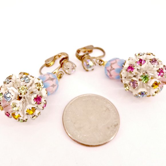 Aurora Borealis  Beads Pink Blue  Clip Earrings - Picture 2 of 4